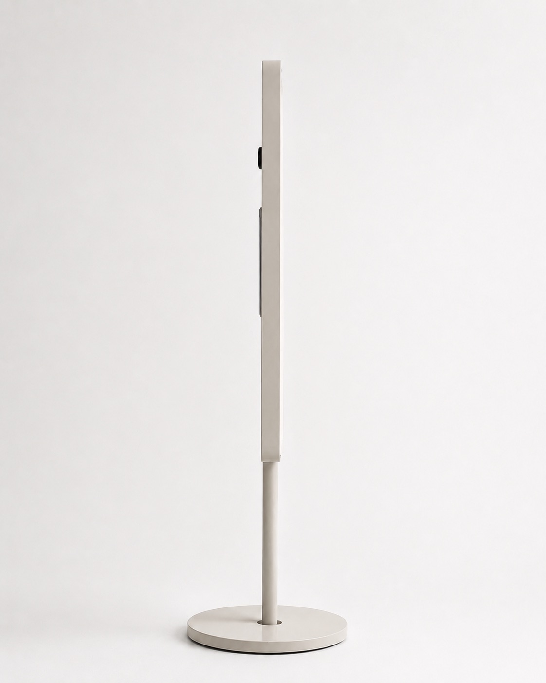 Side profile of the Studio Pod Flex Light Panel showing its 4.5-inch depth