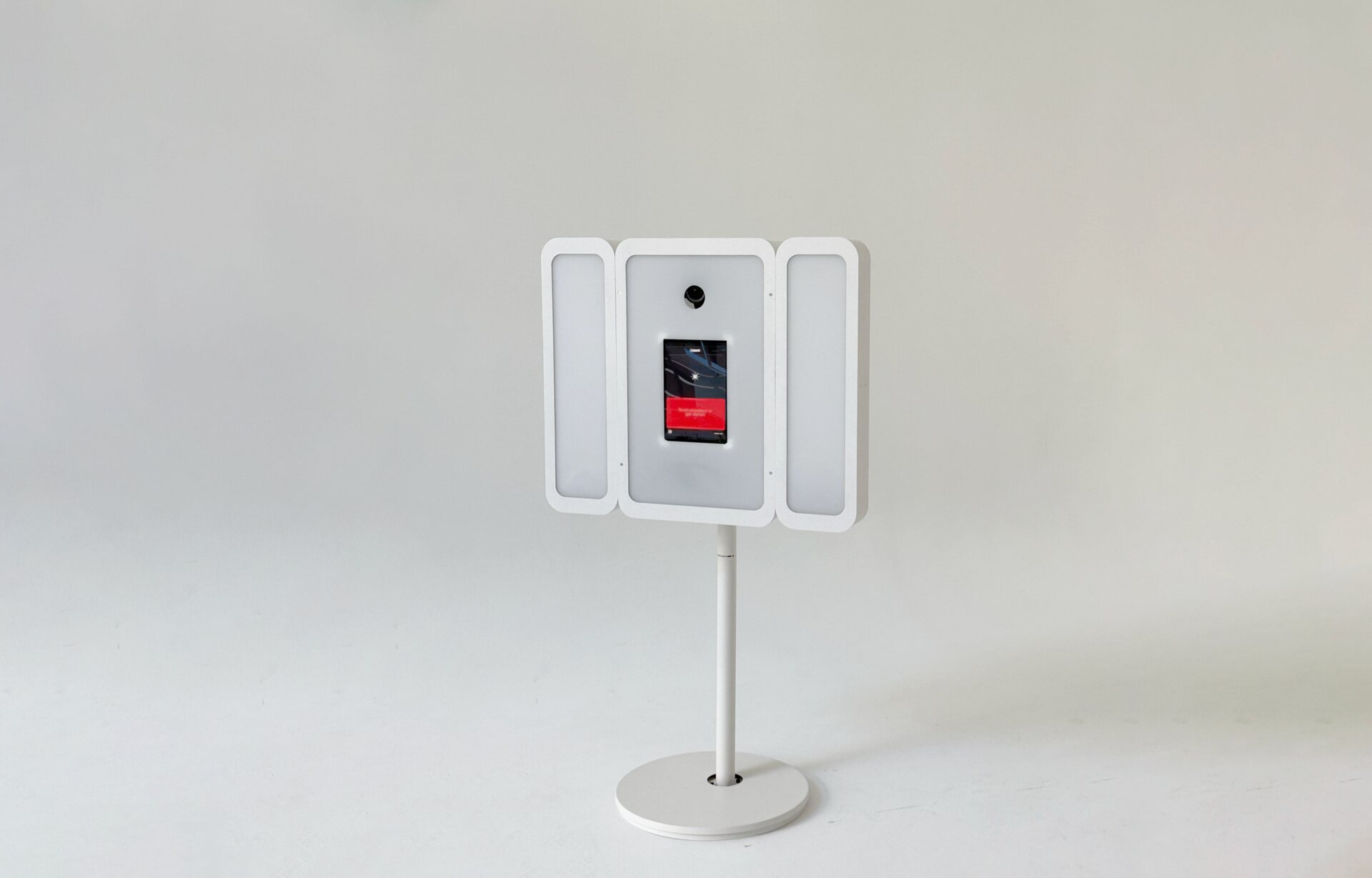 Roadie - clean catalog view, 5×7 ft operating footprint